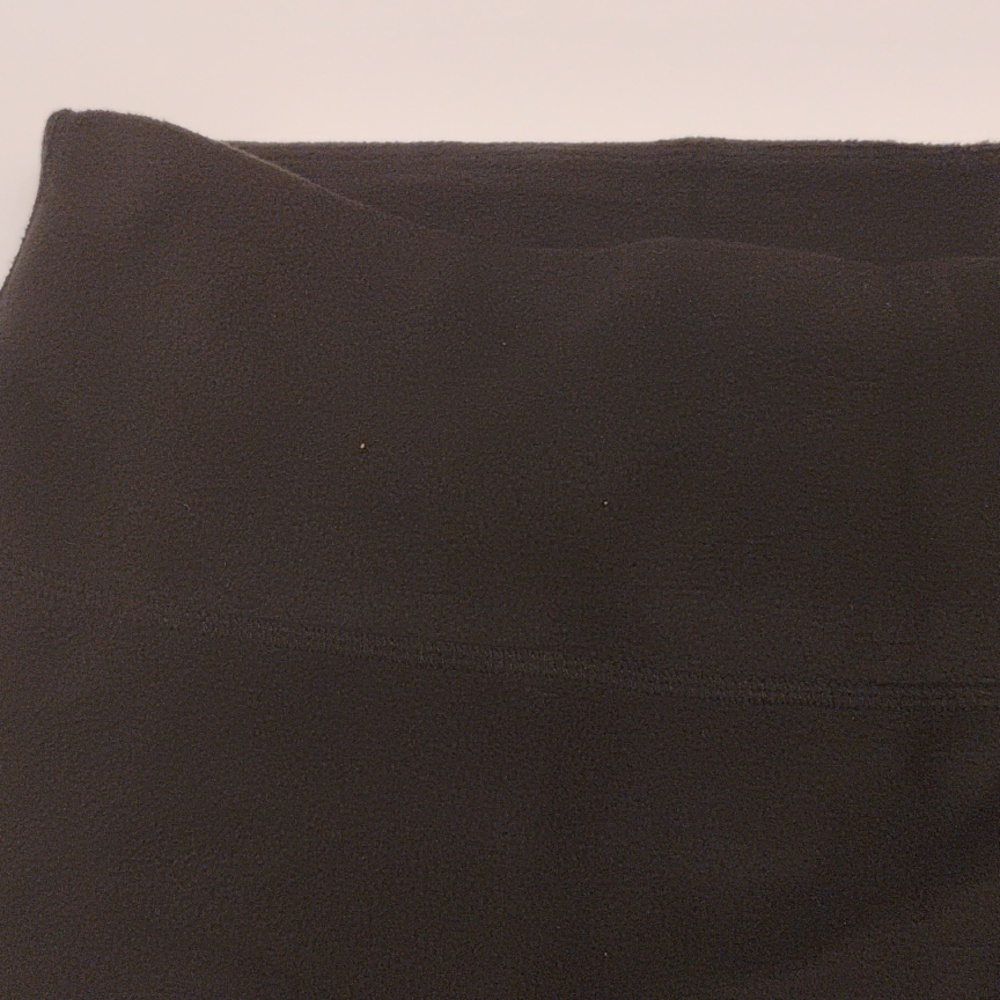 Ladies Climate Right Leggings By Cuddle Duds. - Picture 8 of 9